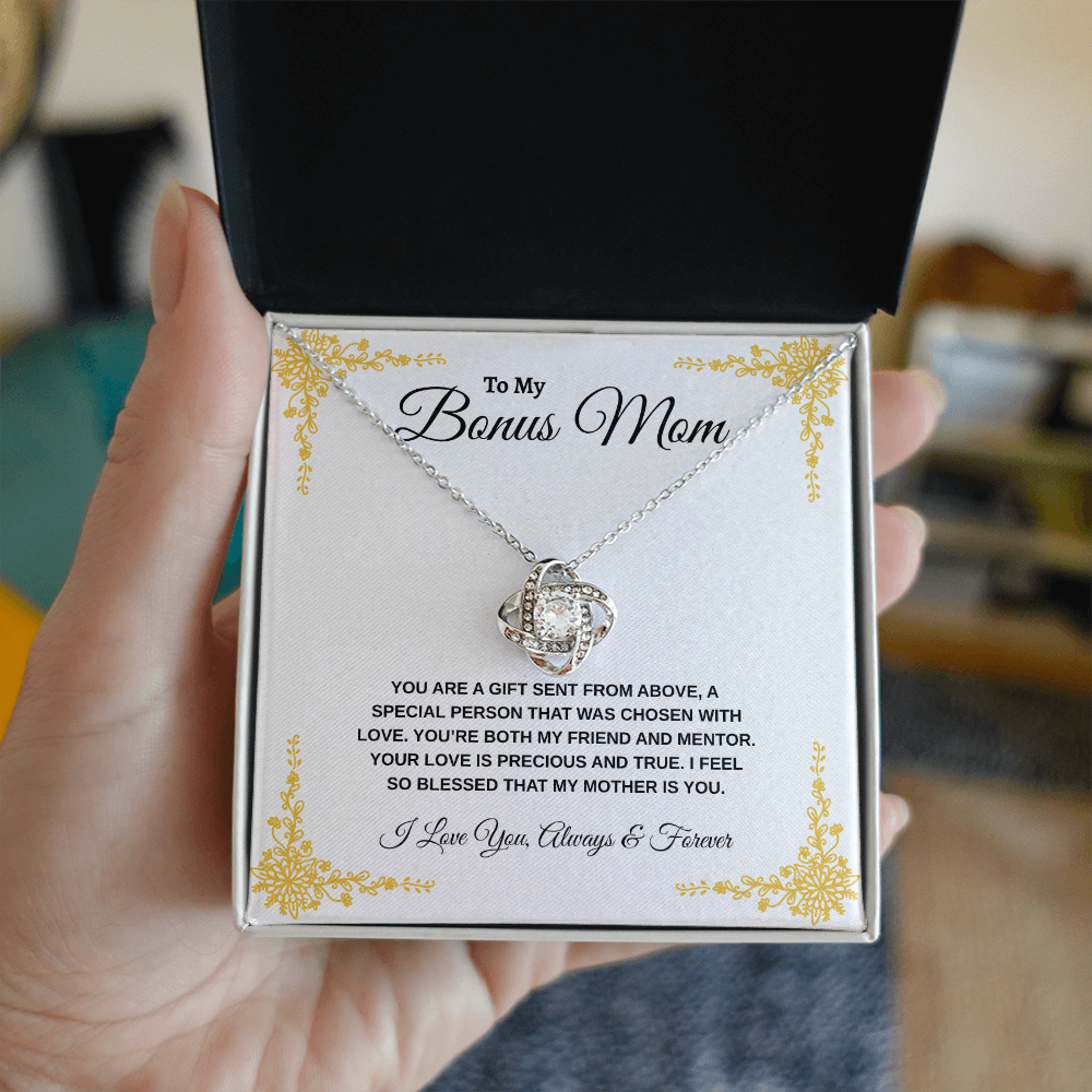To My Bonus Mom | Love Knot Necklace