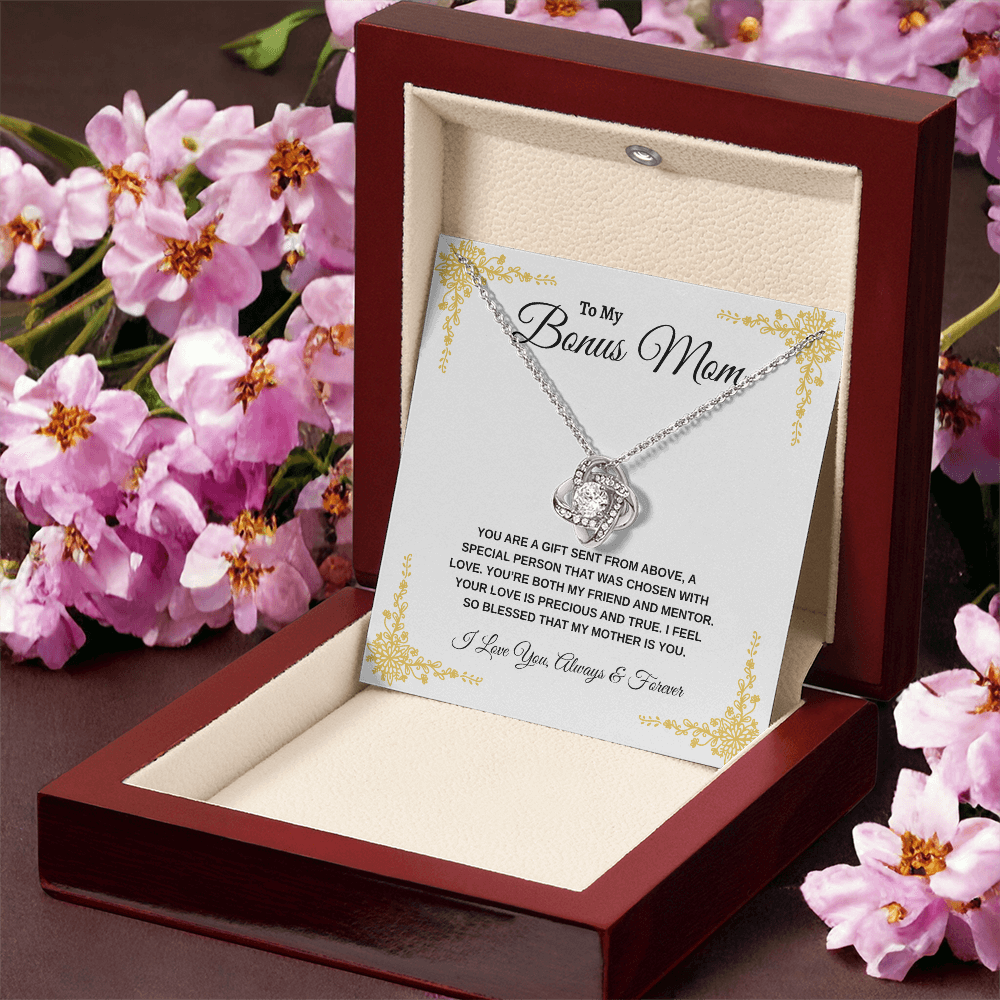 To My Bonus Mom | Love Knot Necklace