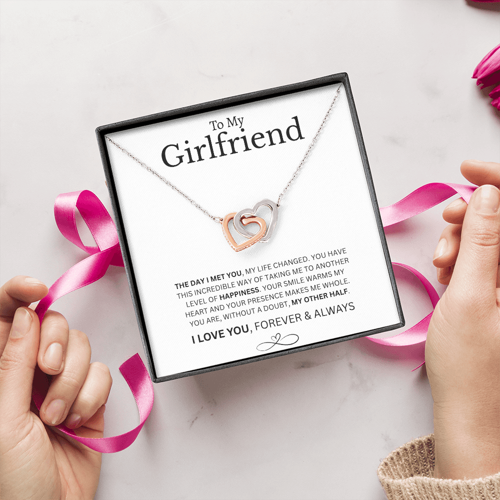 To My Girlfriend | Interlocking Hearts Necklace